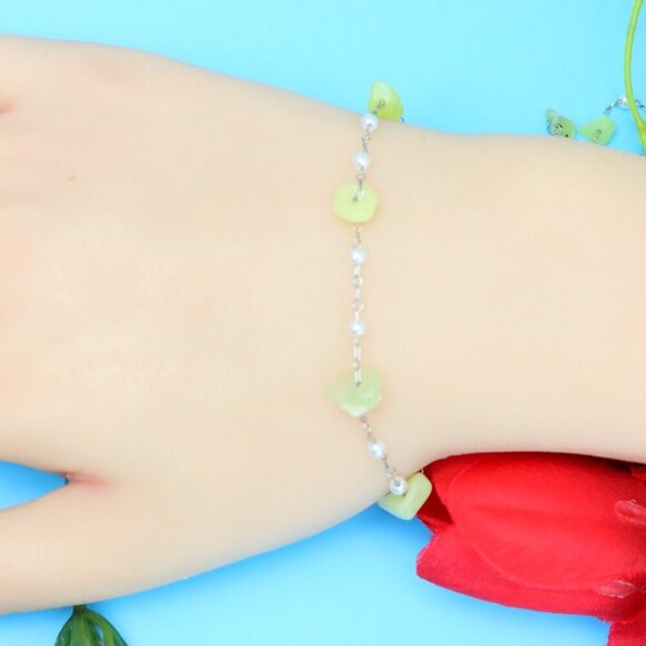 Chic & Stylish Bracelet – A Thoughtful Gift for Women and Girls, DYC1758 - Picture 6 of 9